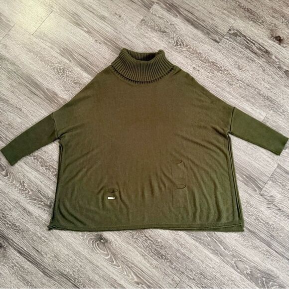 Mersea Catalina Turtleneck - Picture 1 of 6